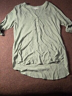 Iris Blouse In Light Sage Green Very Soft Size Medium